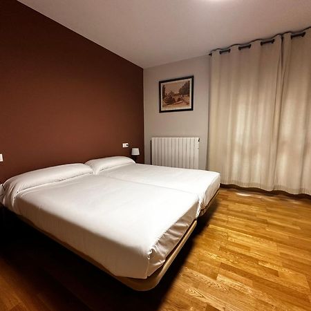 Hostal Rural 18 De Abril Olite Esterno foto